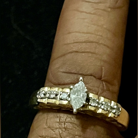 Jewelry - Elegant Gold and Silver Diamond Ring Size 7